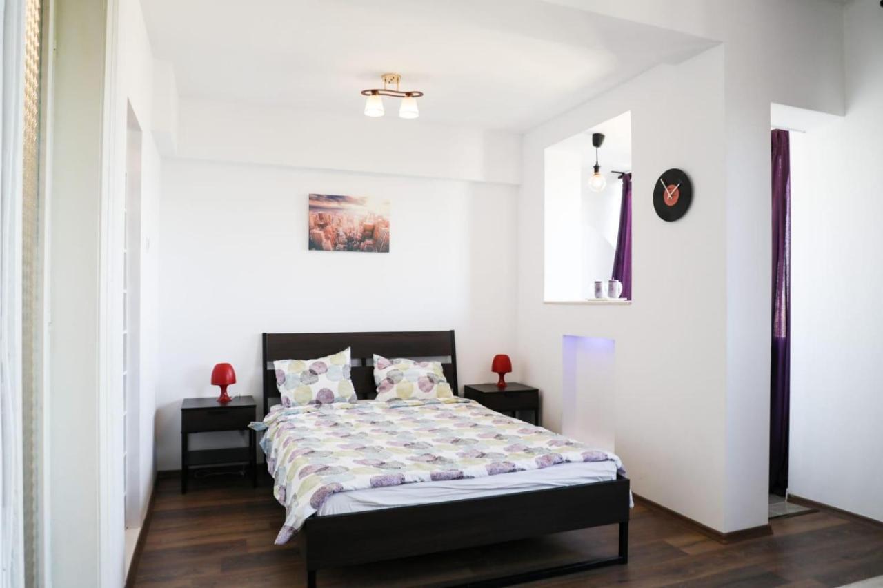 Ultracentral Cozy Apartment Near Old Town บูคาเรสต์ ภายนอก รูปภาพ