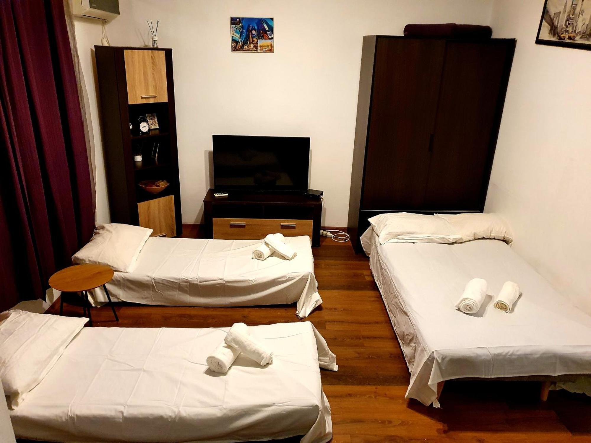 Ultracentral Cozy Apartment Near Old Town บูคาเรสต์ ภายนอก รูปภาพ
